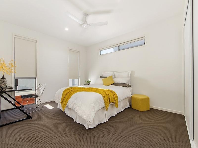 132 Eugaree Street, Southport QLD 4215