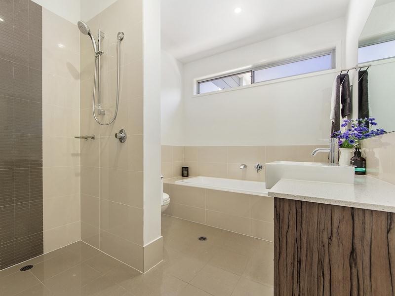 132 Eugaree Street, Southport QLD 4215