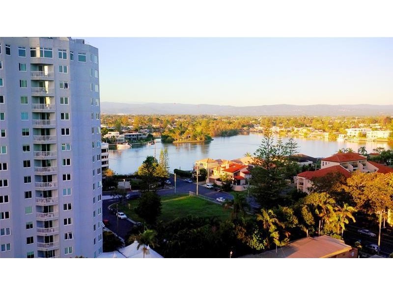 21 Peninsular Drive ‘Edgewater Gardens’, Surfers Paradise QLD 4217