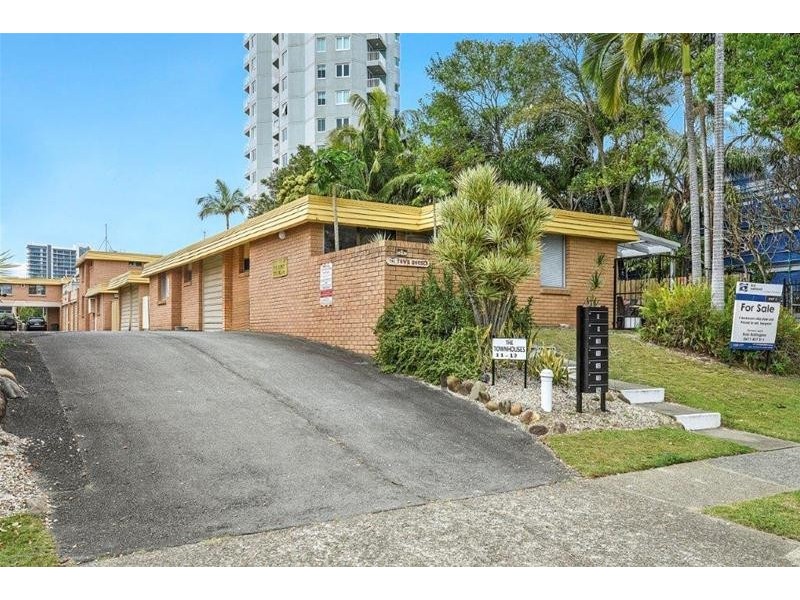2/11 Peninsular Drive, Surfers Paradise QLD 4217