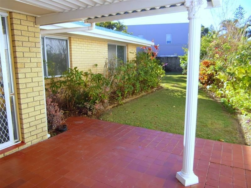 13 Salerno Street, Surfers Paradise QLD 4217