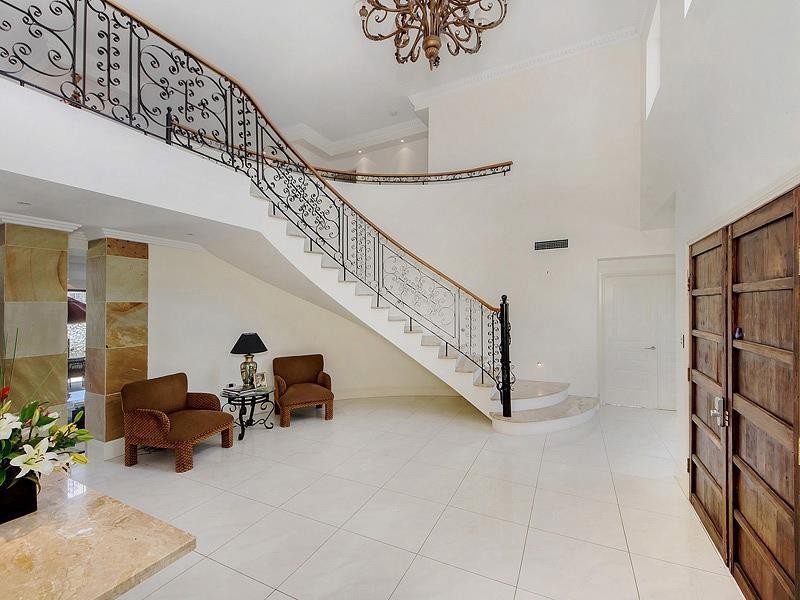 53 Commodore Drive, Paradise Waters QLD 4217