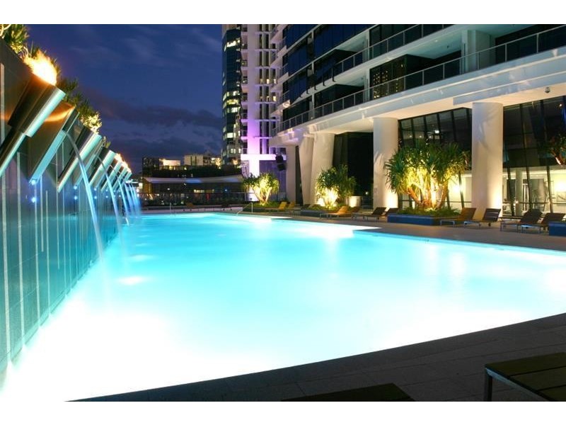 9 Ferny Avenue (Circle on Cavill), Surfers Paradise QLD 4217