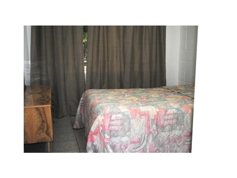 4/16 Leonard Avenue, Surfers Paradise QLD 4217