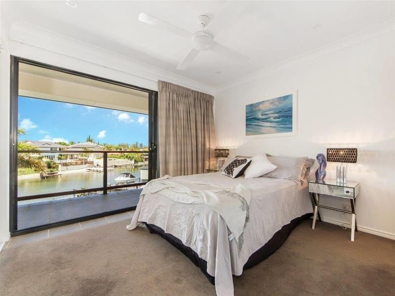 2 Kookaburra Court, Sorrento QLD 4217