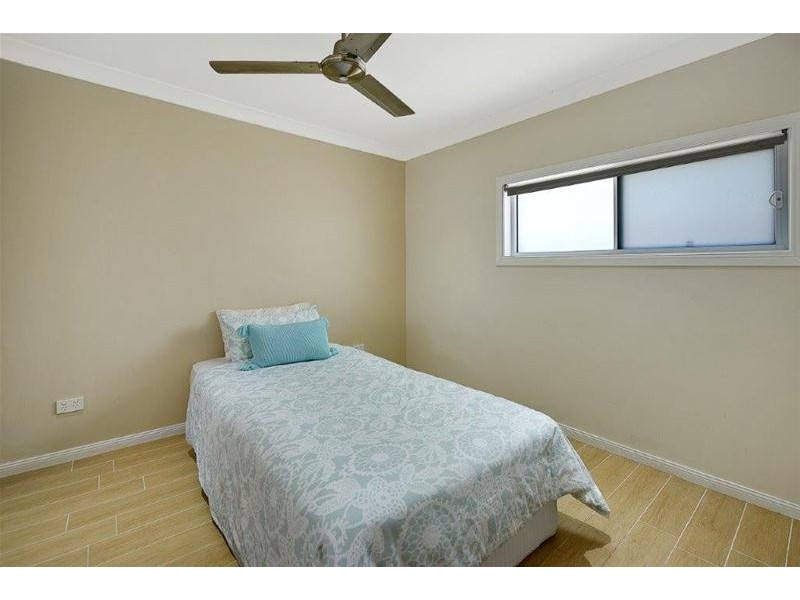 51 Salerno Street, Isle Of Capri QLD 4217