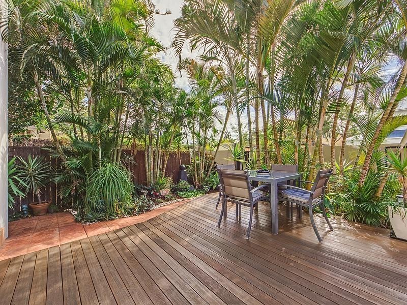 28 Norfolk Avenue, Budds Beach, Surfers Paradise QLD 4217
