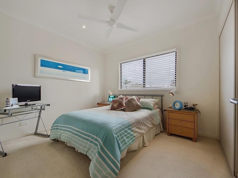 28 Norfolk Avenue, Budds Beach, Surfers Paradise QLD 4217