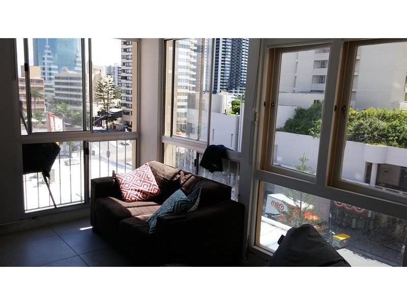 34 Hanlan Street (Kinkabool), Surfers Paradise QLD 4217