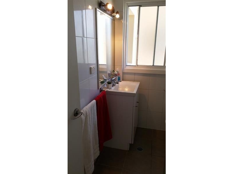 34 Hanlan Street (Kinkabool), Surfers Paradise QLD 4217