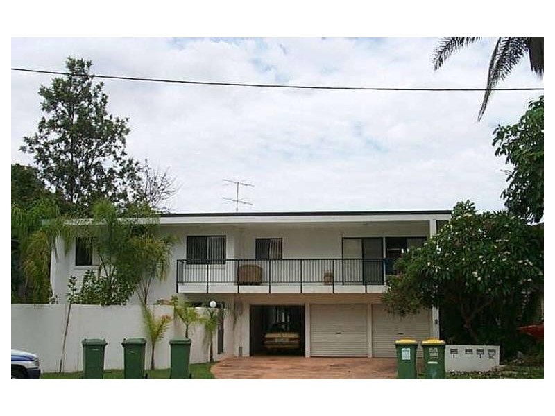 3/8 Acacia Avenue, Surfers Paradise QLD 4217