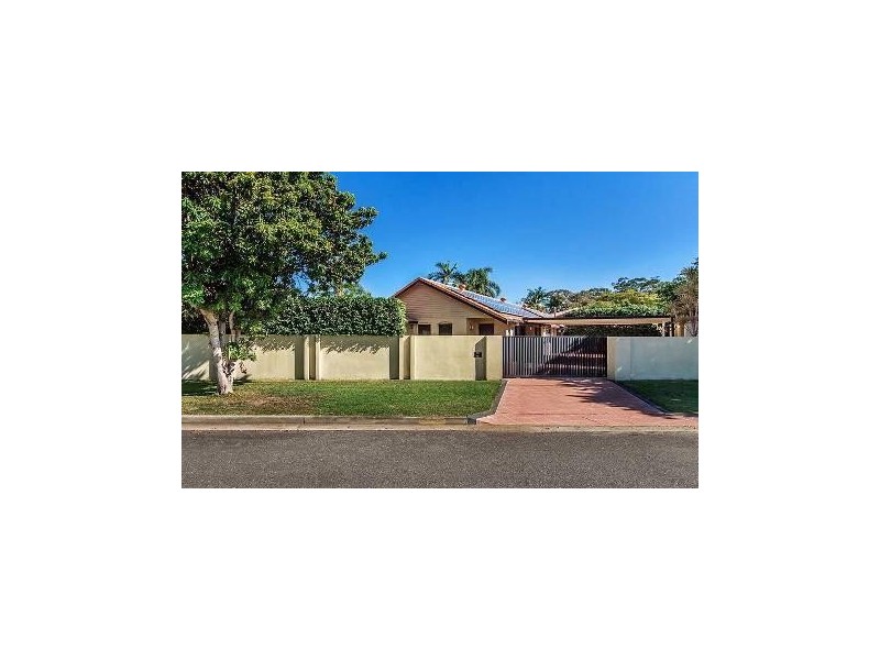 2/24 Vespa Crescent, Isle Of Capri QLD 4217