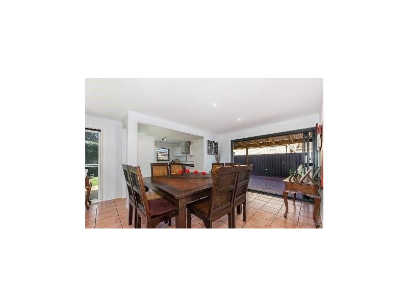 2/24 Vespa Crescent, Isle Of Capri QLD 4217