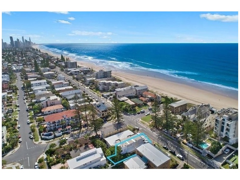 2/82 Albatross Avenue, Mermaid Beach QLD 4218