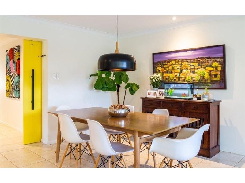 53 St Andrews Avenue, Isle Of Capri QLD 4217