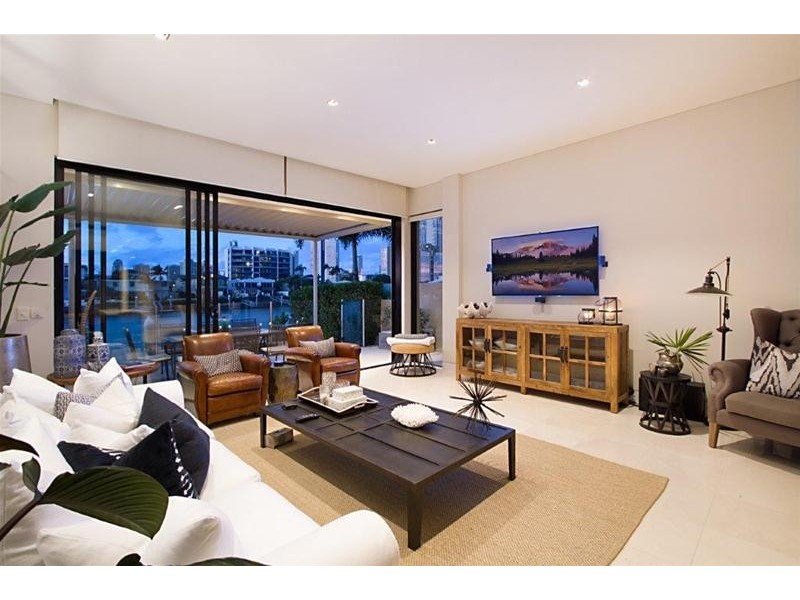 66B Sunrise Boulevard, Surfers Paradise QLD 4217