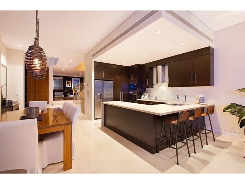 66B Sunrise Boulevard, Surfers Paradise QLD 4217