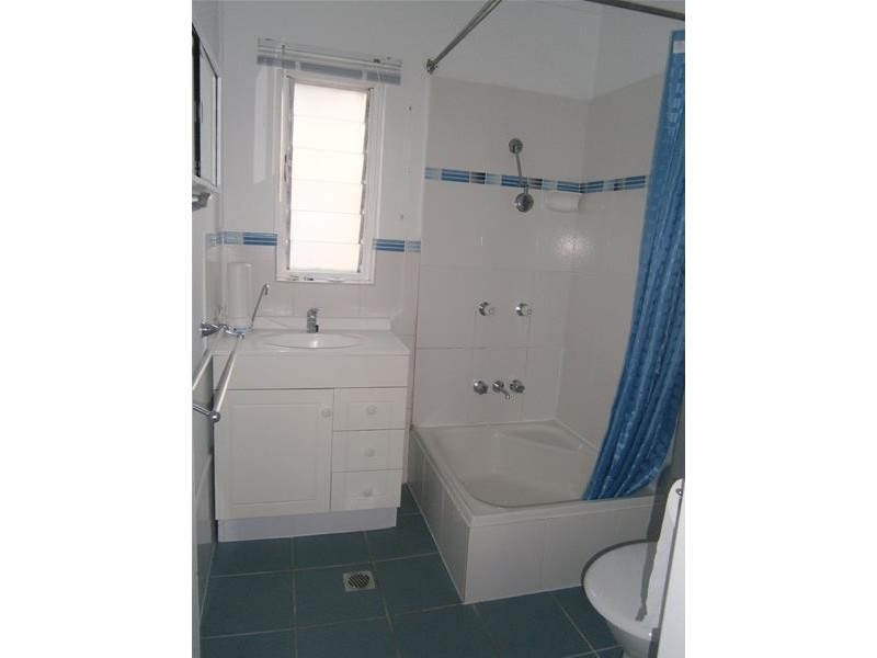 2/17 Watson Esplanade, Surfers Paradise QLD 4217