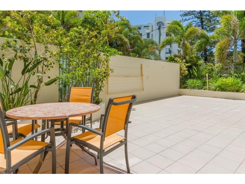 30 Garfield Terrace, Surfers Paradise QLD 4217