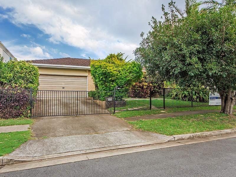 26 Sunset Boulevard, Surfers Paradise QLD 4217