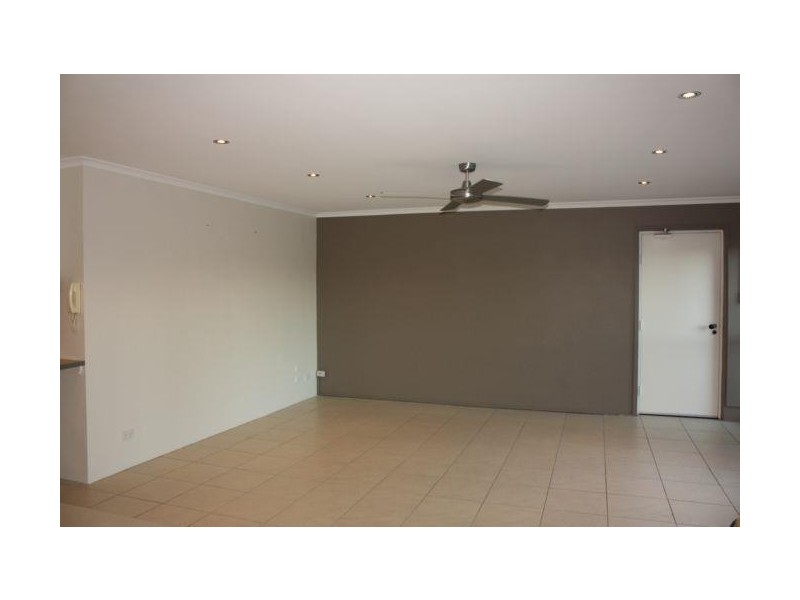 111 Rio Vista Boulevard, Broadbeach Waters QLD 4218