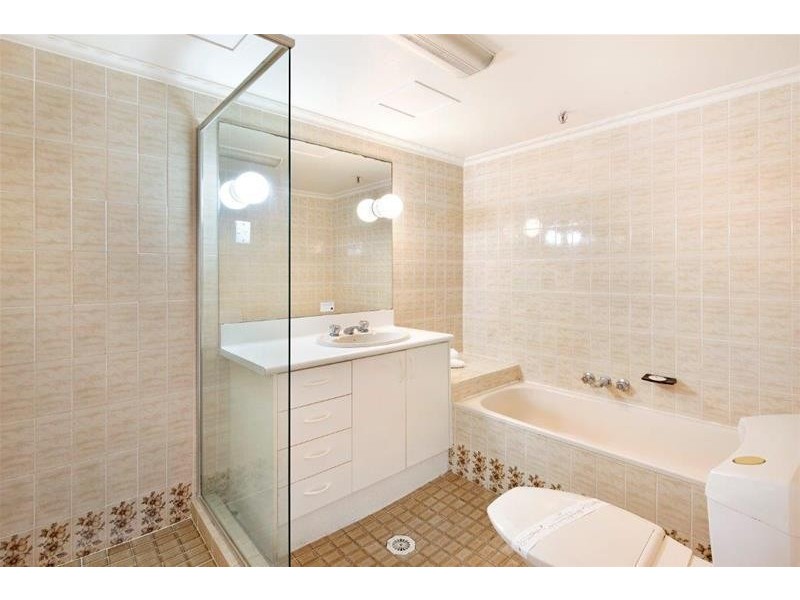 5E/4 Old Burleigh Road, Surfers Paradise QLD 4217