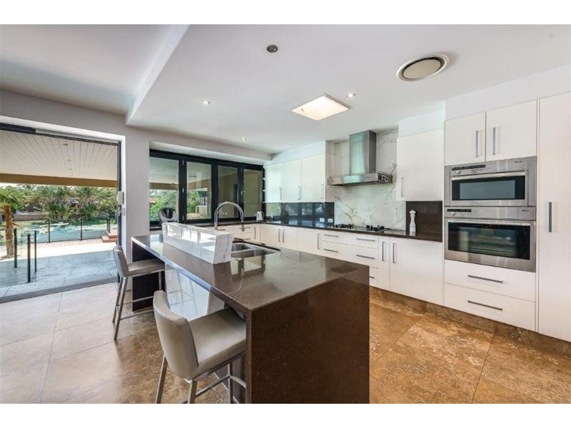 29 Rapallo Avenue, Isle Of Capri QLD 4217