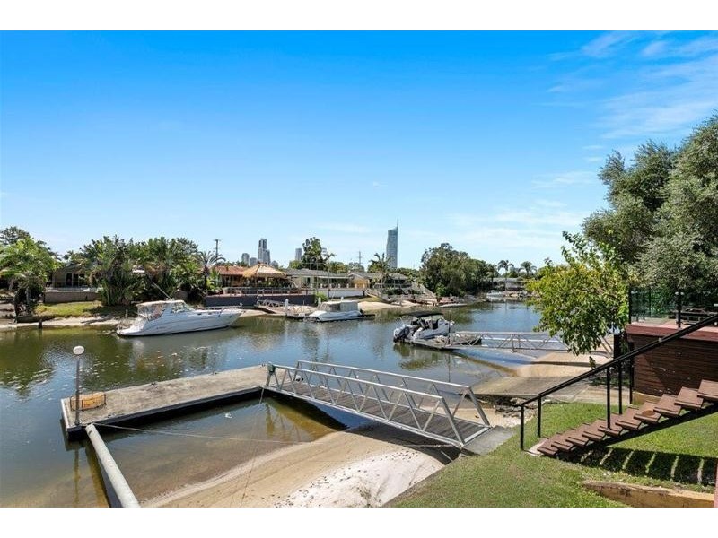 29 Rapallo Avenue, Isle Of Capri QLD 4217