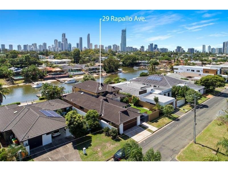 29 Rapallo Avenue, Isle Of Capri QLD 4217