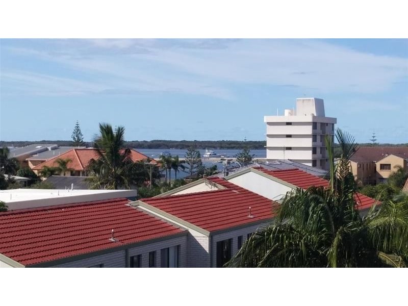 31 Loder Street, Biggera Waters QLD 4216