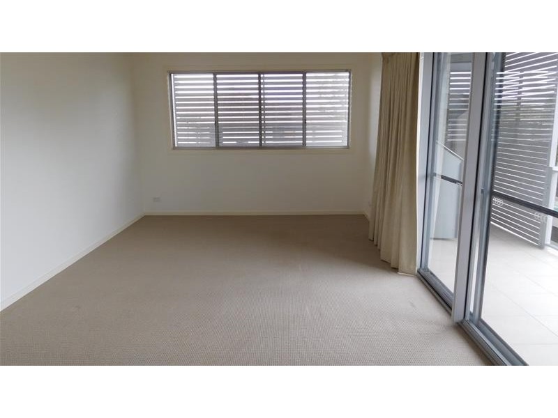 31 Loder Street, Biggera Waters QLD 4216