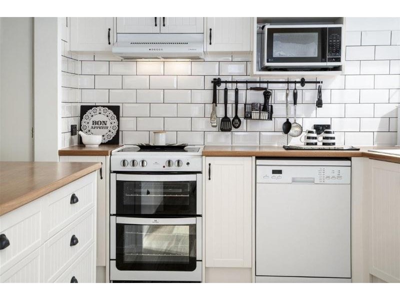 123/40 Watson Esplanade, Surfers Paradise QLD 4217