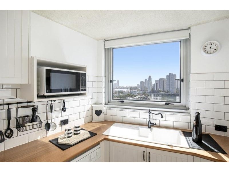 123/40 Watson Esplanade, Surfers Paradise QLD 4217