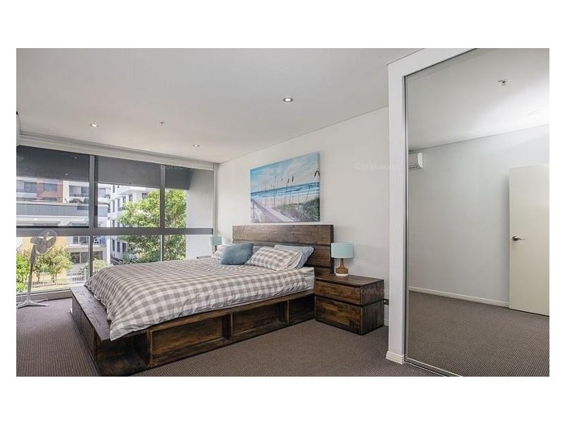 407/4 Como Crescent, Southport QLD 4215