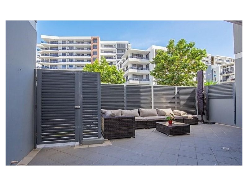 407/4 Como Crescent, Southport QLD 4215