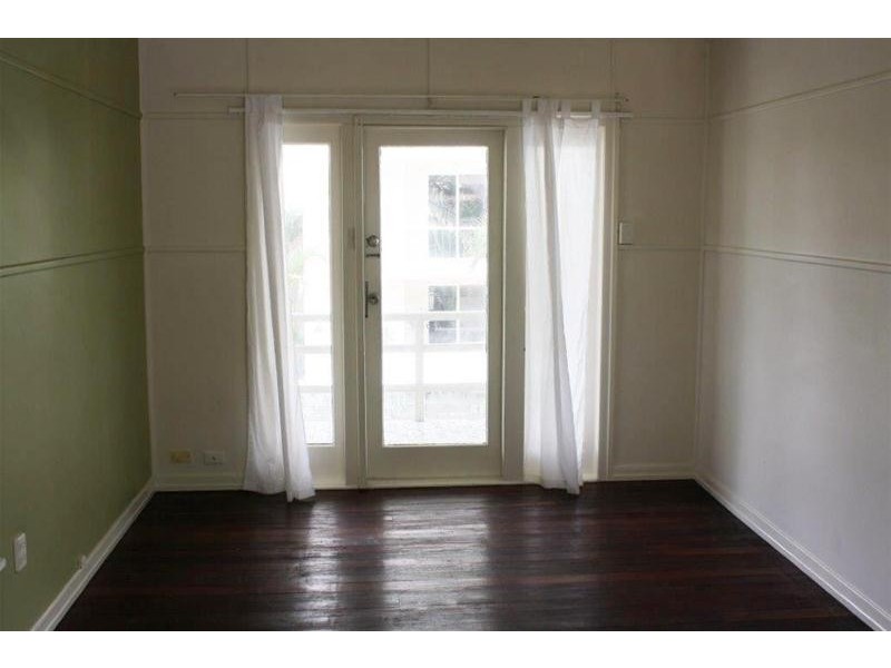 5/108 Old Burleigh Road, Broadbeach QLD 4218