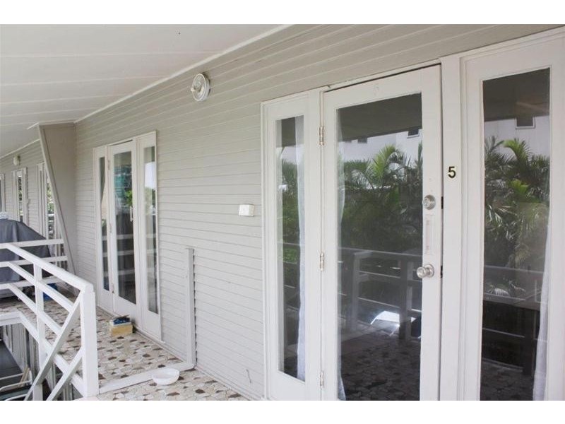 5/108 Old Burleigh Road, Broadbeach QLD 4218