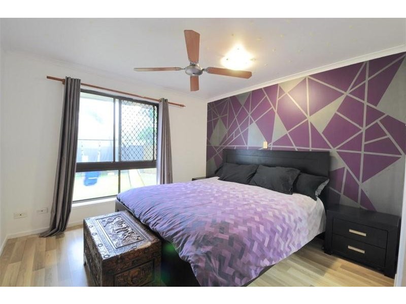 15 Numeralla Avenue, Ashmore QLD 4214