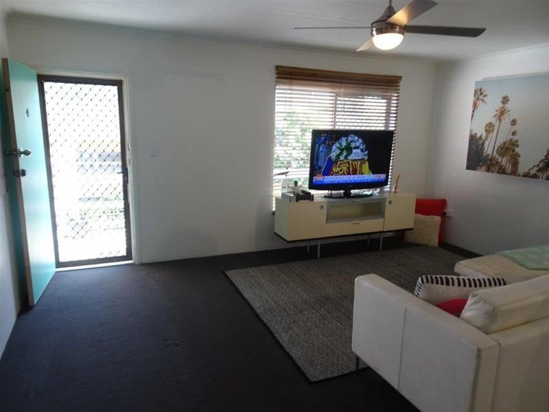 4/19 Sunset Boulevard, Surfers Paradise QLD 4217