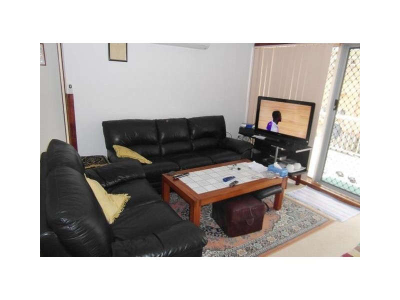 12 Leonard Avenue, Surfers Paradise QLD 4217