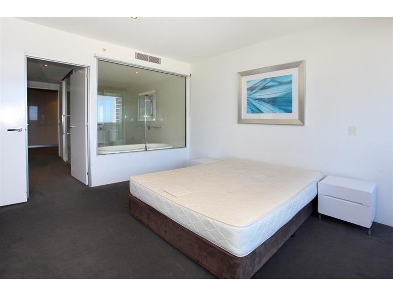 1232/9 Ferny Avenue, ‘Circle on Cavill’, Surfers Paradise QLD 4217