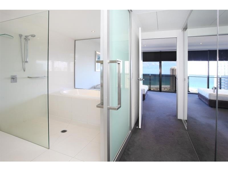 1232/9 Ferny Avenue, ‘Circle on Cavill’, Surfers Paradise QLD 4217