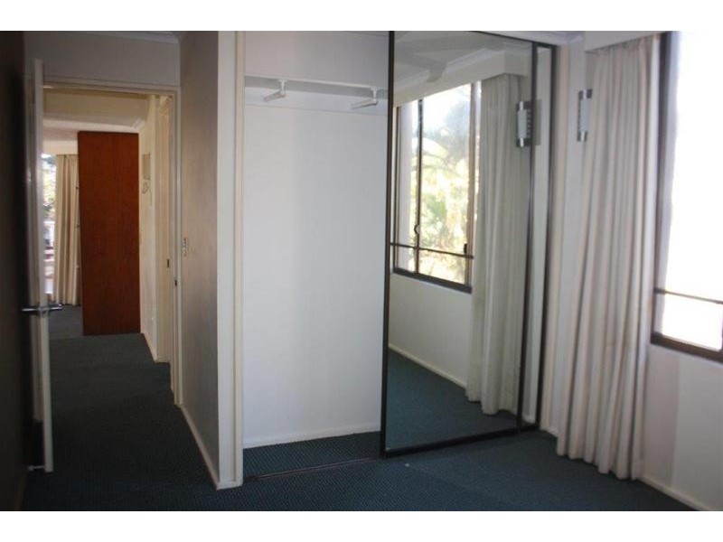 2/15 Old Burleigh Road, Surfers Paradise QLD 4217