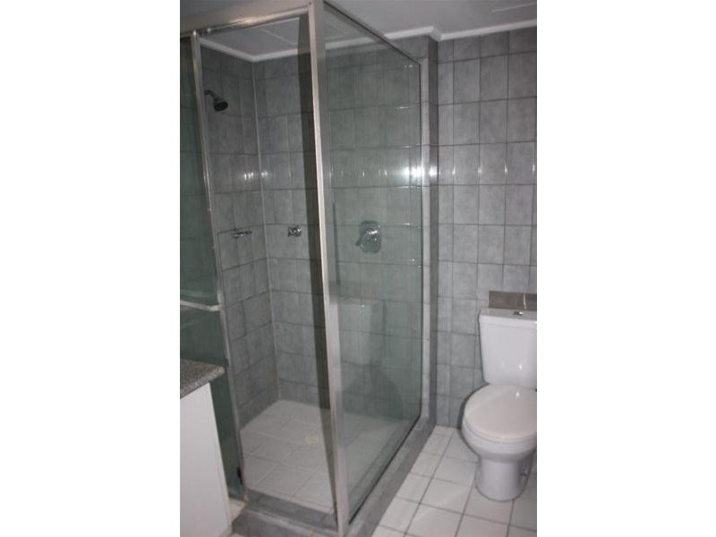 2/15 Old Burleigh Road, Surfers Paradise QLD 4217