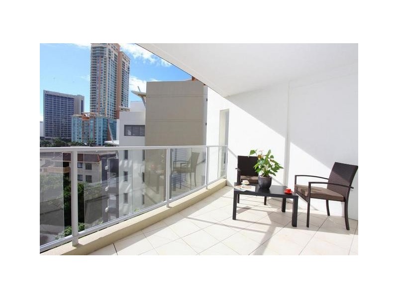 21 Cypress Avenue ‘Trilogy’, Surfers Paradise QLD 4217