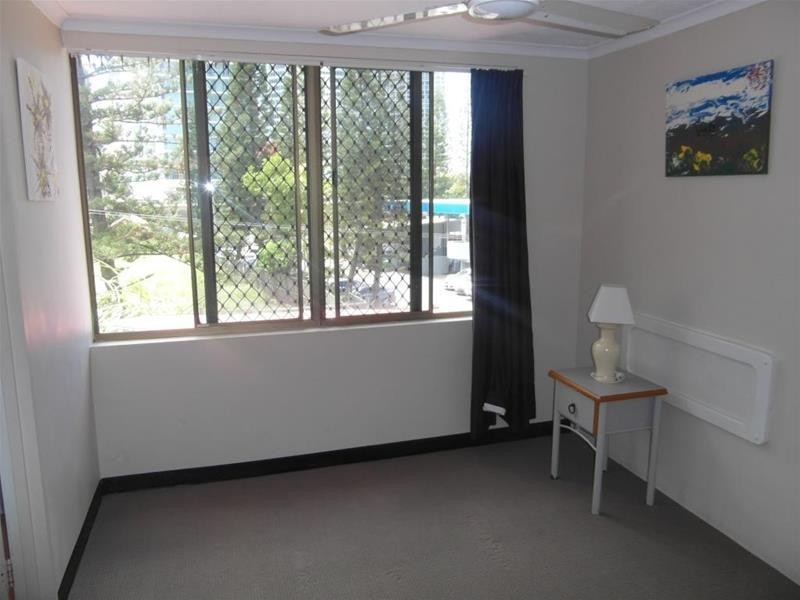 38 Enderley Avenue, Surfers Paradise QLD 4217