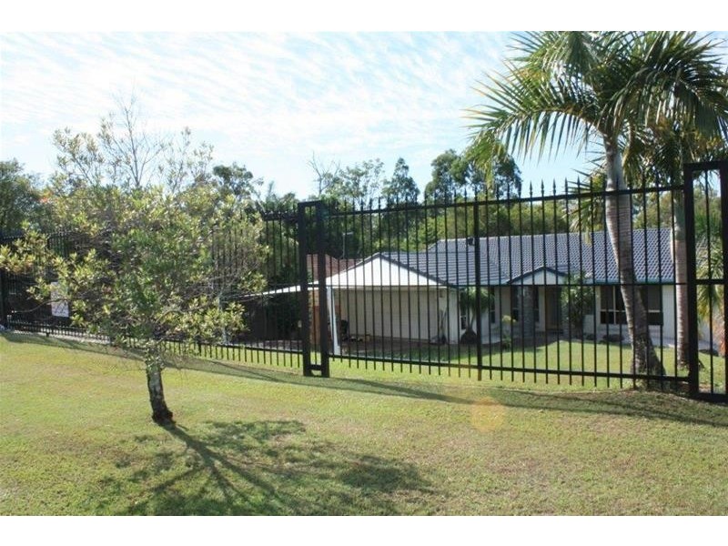 40 Jack Nicklaus Way, Parkwood QLD 4214