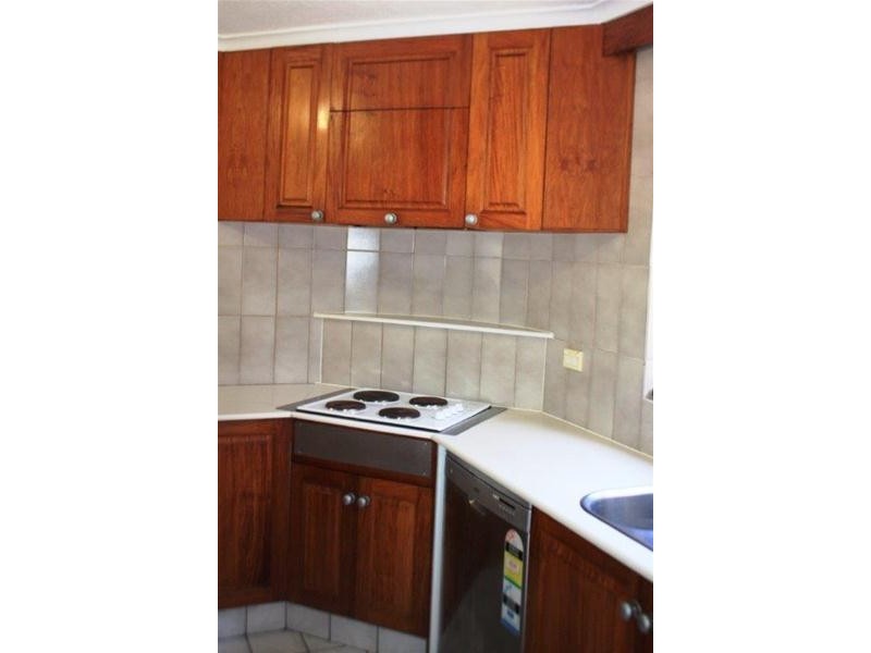 1/15 Old Burleigh Road, Surfers Paradise QLD 4217