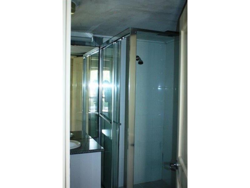 1/15 Old Burleigh Road, Surfers Paradise QLD 4217