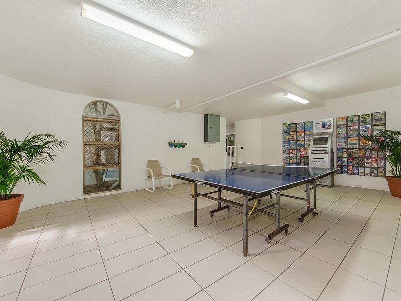 24 Hamilton Avenue “Copacabana”, Surfers Paradise QLD 4217